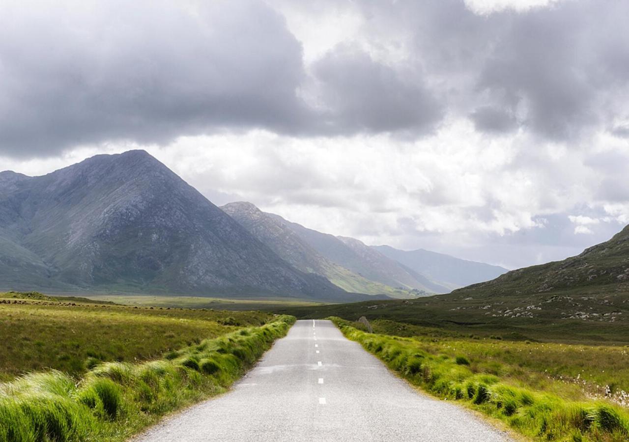 Lough Inagh Lodge Hotel Recess Buitenkant foto